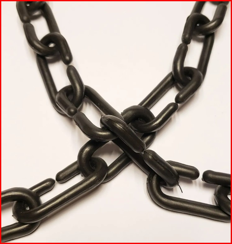 Cadena plástica negra